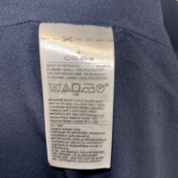 Banana Republic Flutter Sleeve Dress - Picture 8 of 8